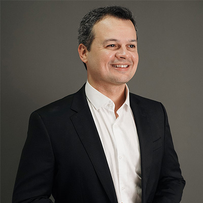 Dr. Rafael Arruda